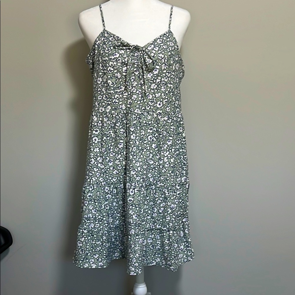 Women’s XL Sage White Floral Sundress Boho Whimsy No Boundaries